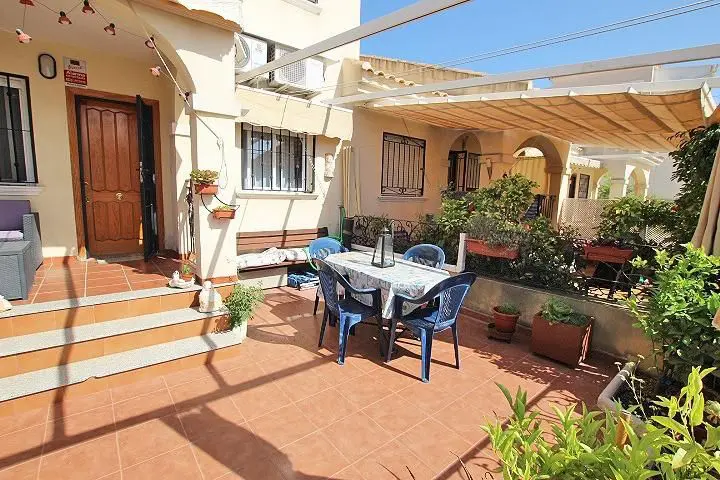 Bungalow Of 86 M² In Guardamar Del Segura