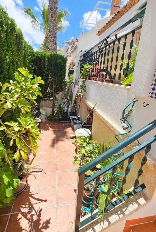 House Of 97 M² In Orihuela Costa, Spain