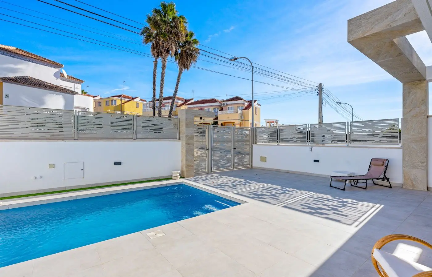 3-bedroom Villa In San Miguel De Salinas, Spain (116 M²)