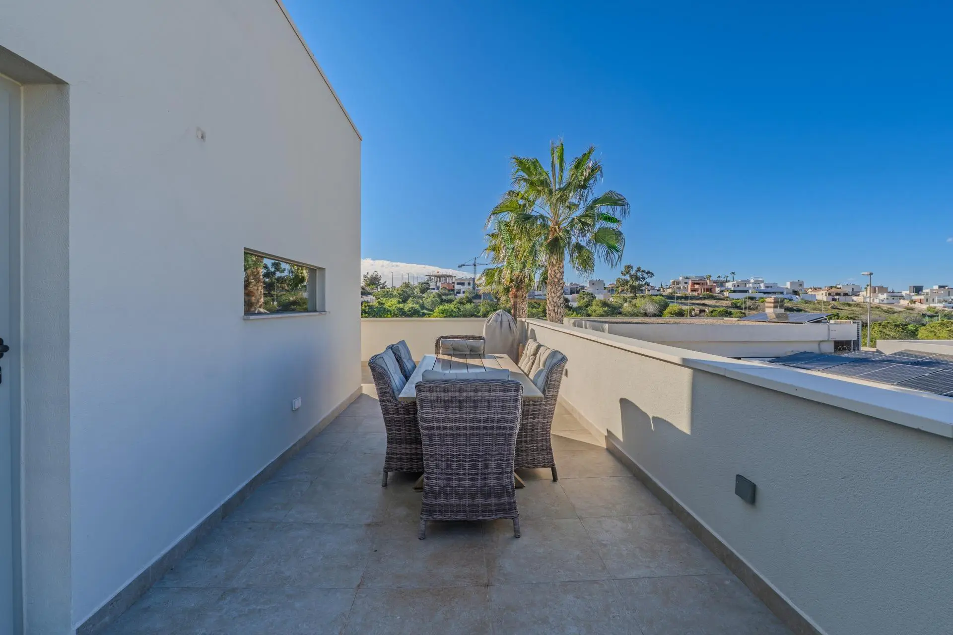 Villa Of 544 M² In Benijofar