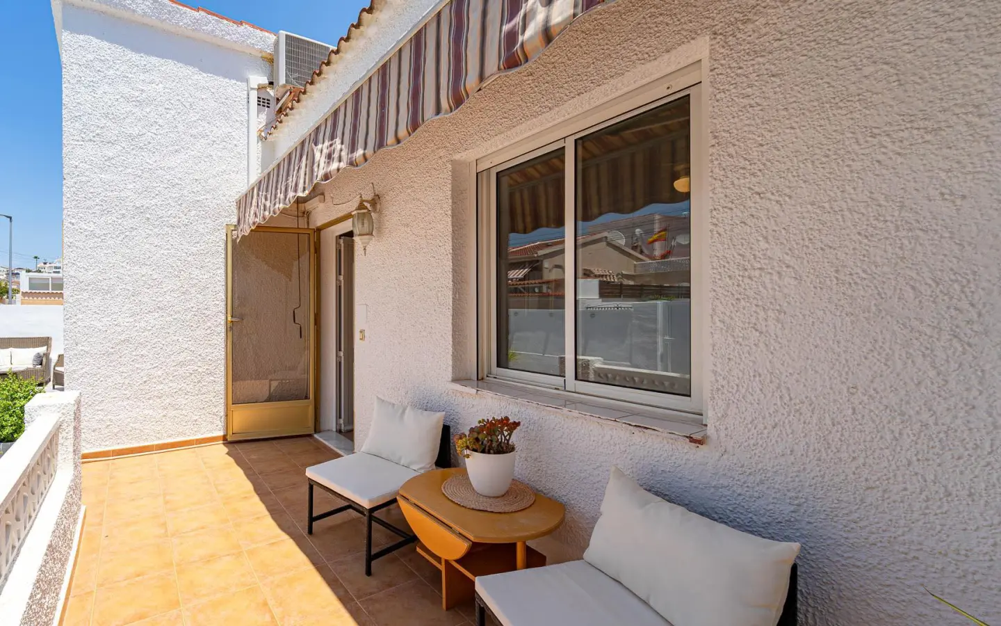 Apartment Of 59 M² With Balcony In Rojales