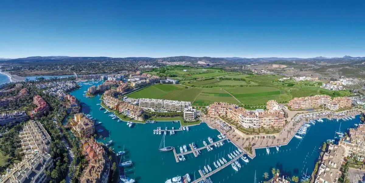 Apartment Of 103 M² In Manilva, Spain