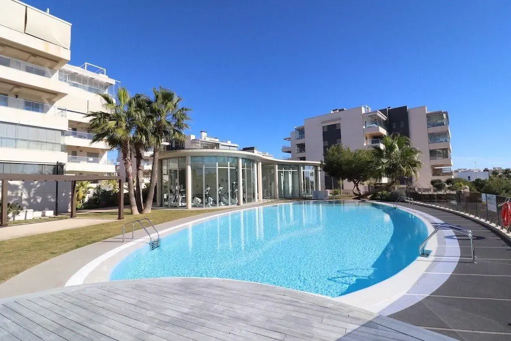 Apartment Of 105 M² With Balcony In Orihuela Costa