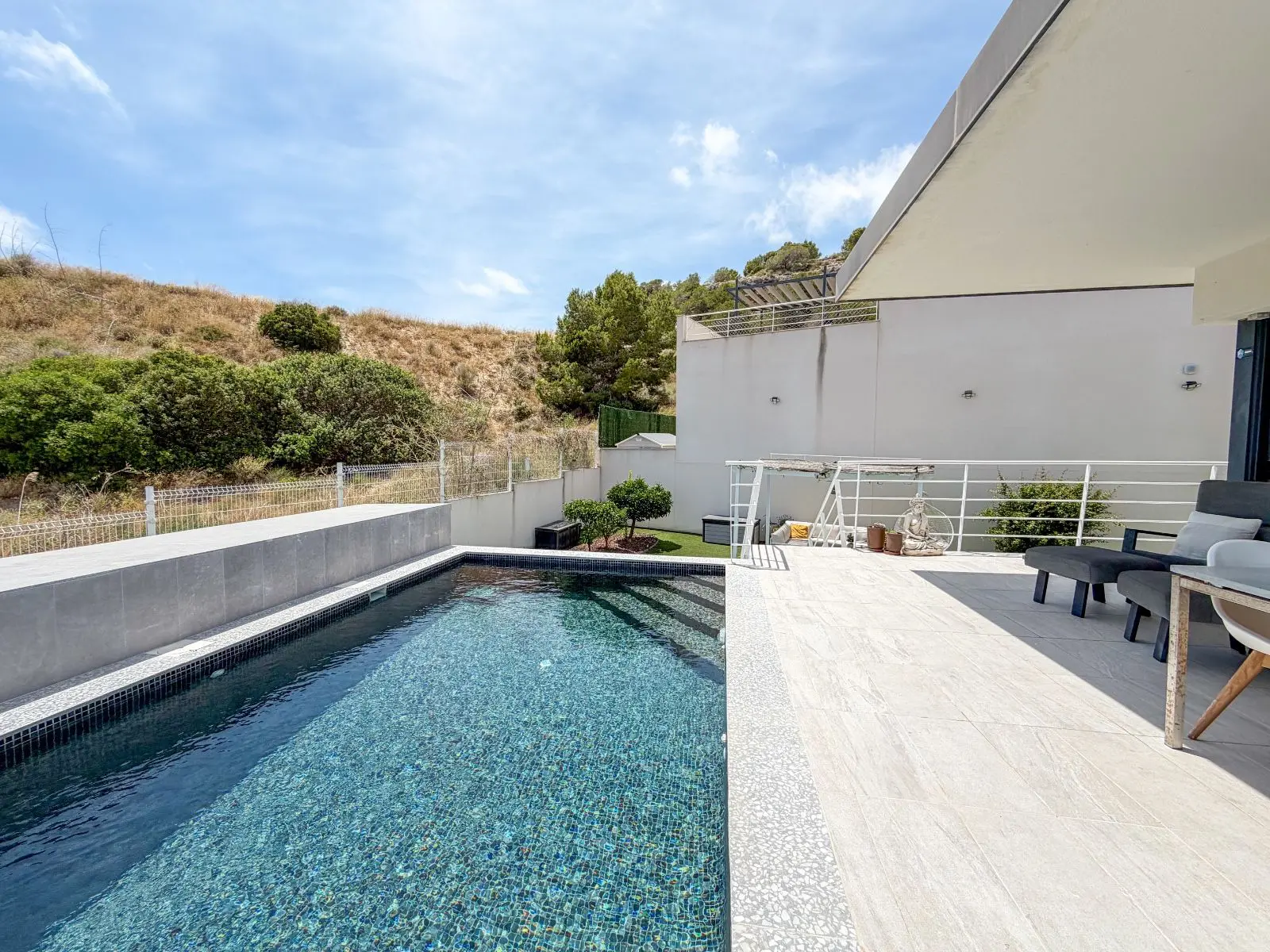 Villa Of 200 M² In San Miguel De Salinas, Spain