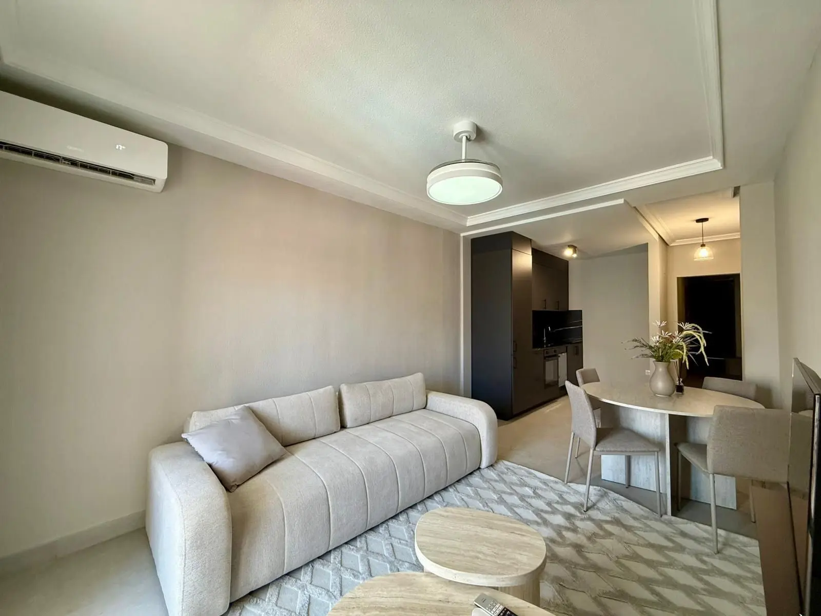 Apartment Of 80 M² With Sea View In Torrevieja, Spain