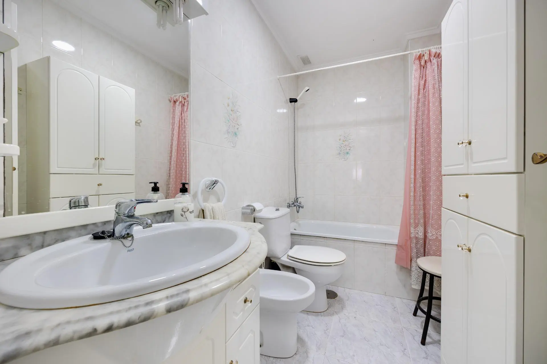 Apartment Of 103 M² In Torrevieja, Spain
