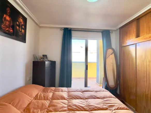 2-bedroom Penthouse In Torrevieja, Spain (73 M²)