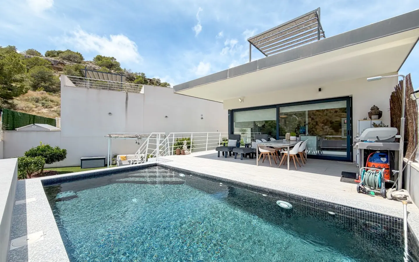 Villa Of 200 M² In San Miguel De Salinas, Spain