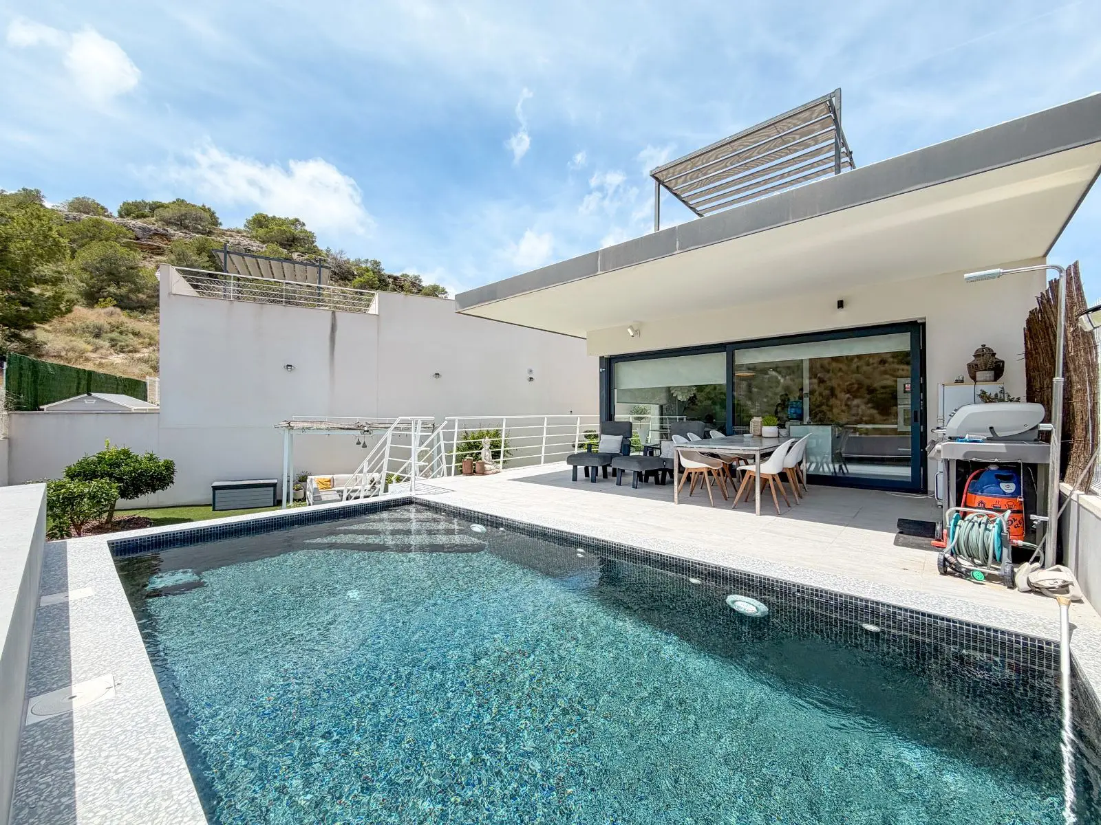 Villa Of 200 M² In San Miguel De Salinas, Spain