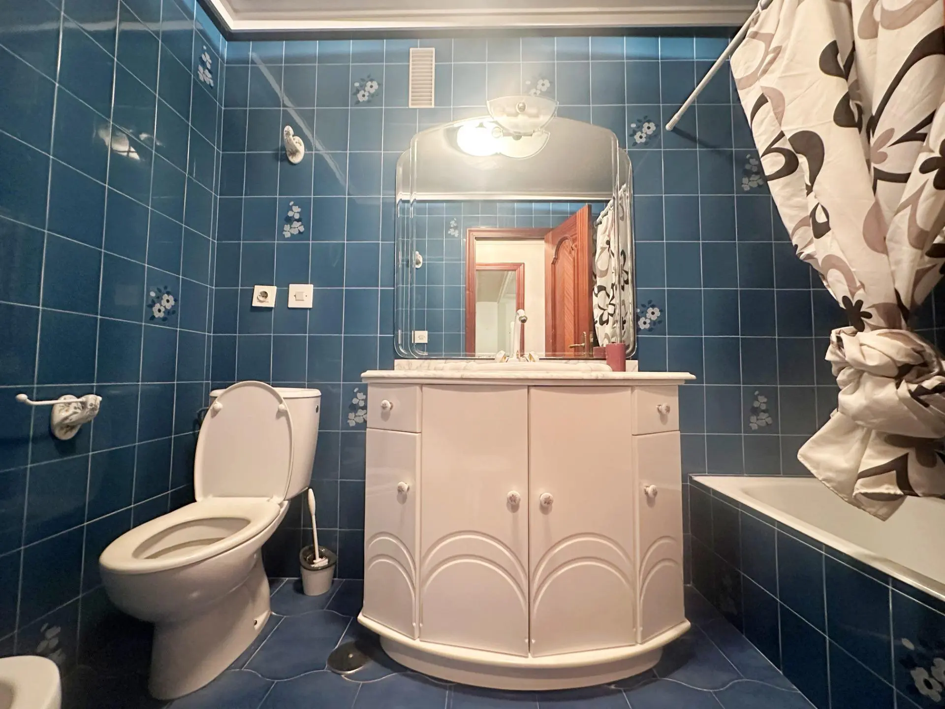 Apartment Of 130 M² In Torrevieja, Spain
