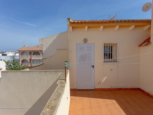 Villa Of 86 M² In Pilar De La Horadada, Spain