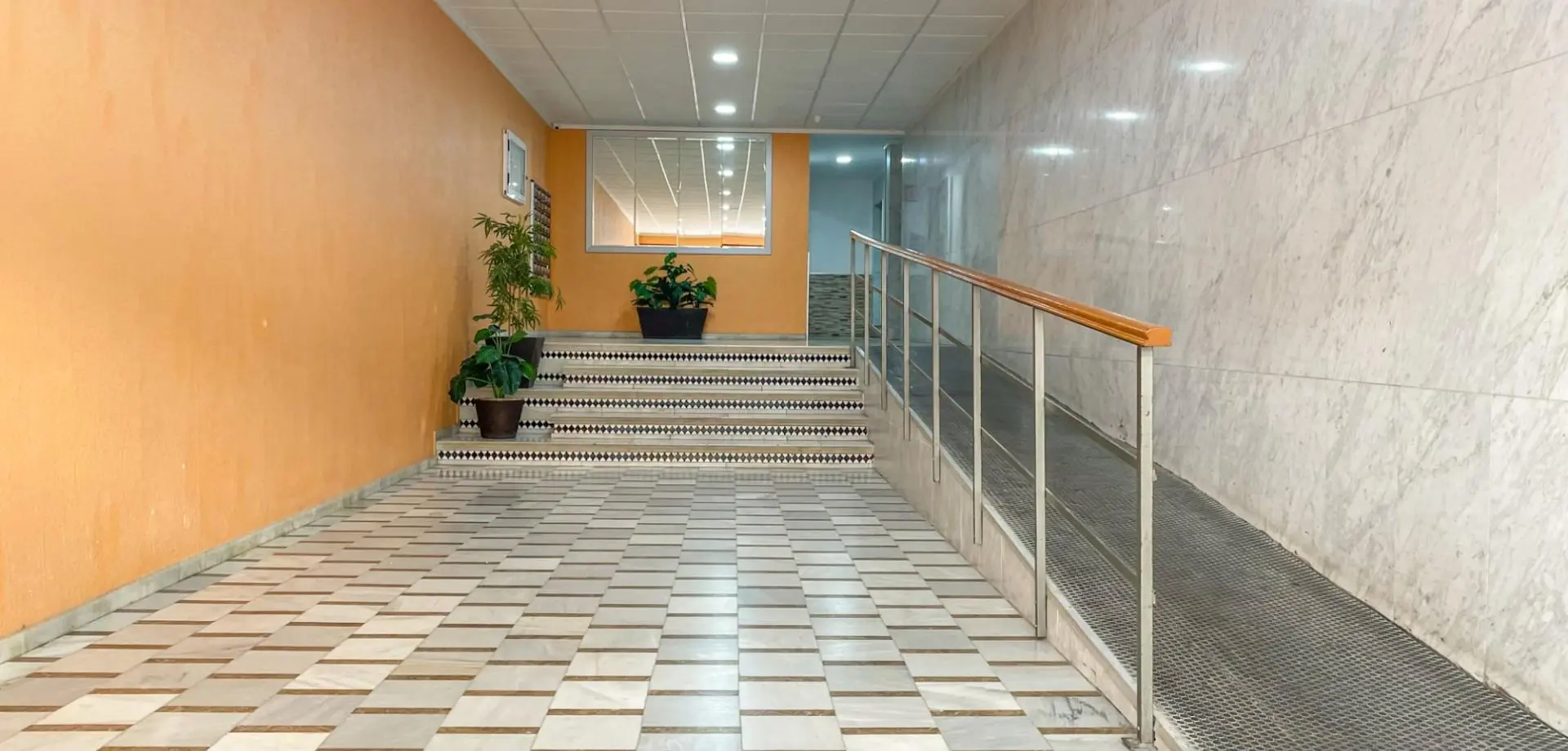 Apartment Of 91 M² In Torrevieja, Spain