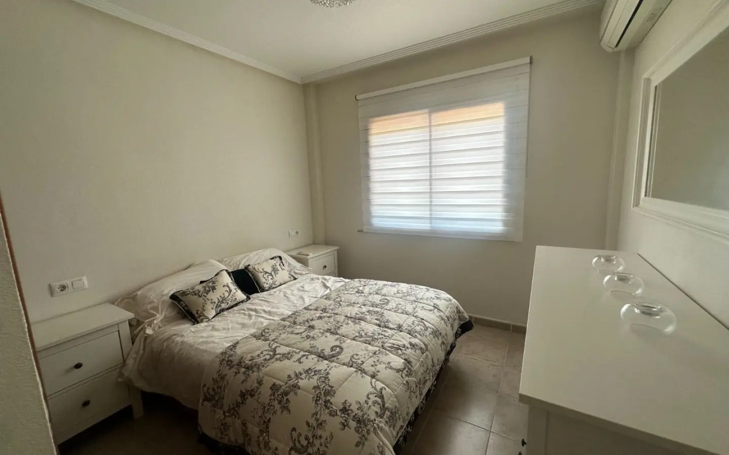 Apartment Of 78 M² With Features In Torrevieja, Spain