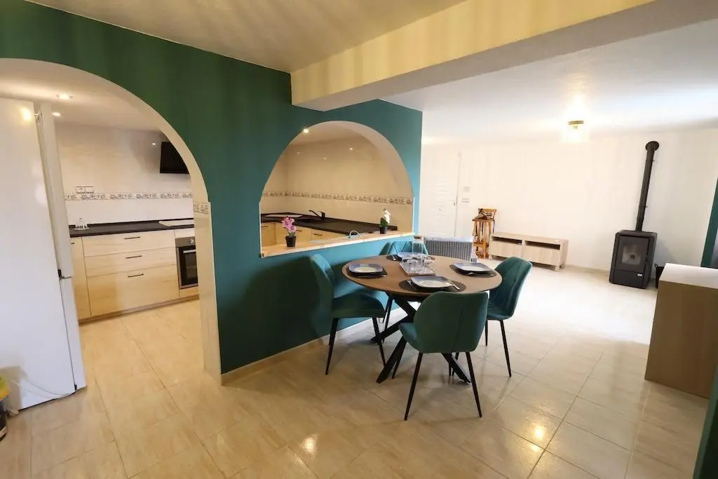 Villa Of 208 M² In San Miguel De Salinas