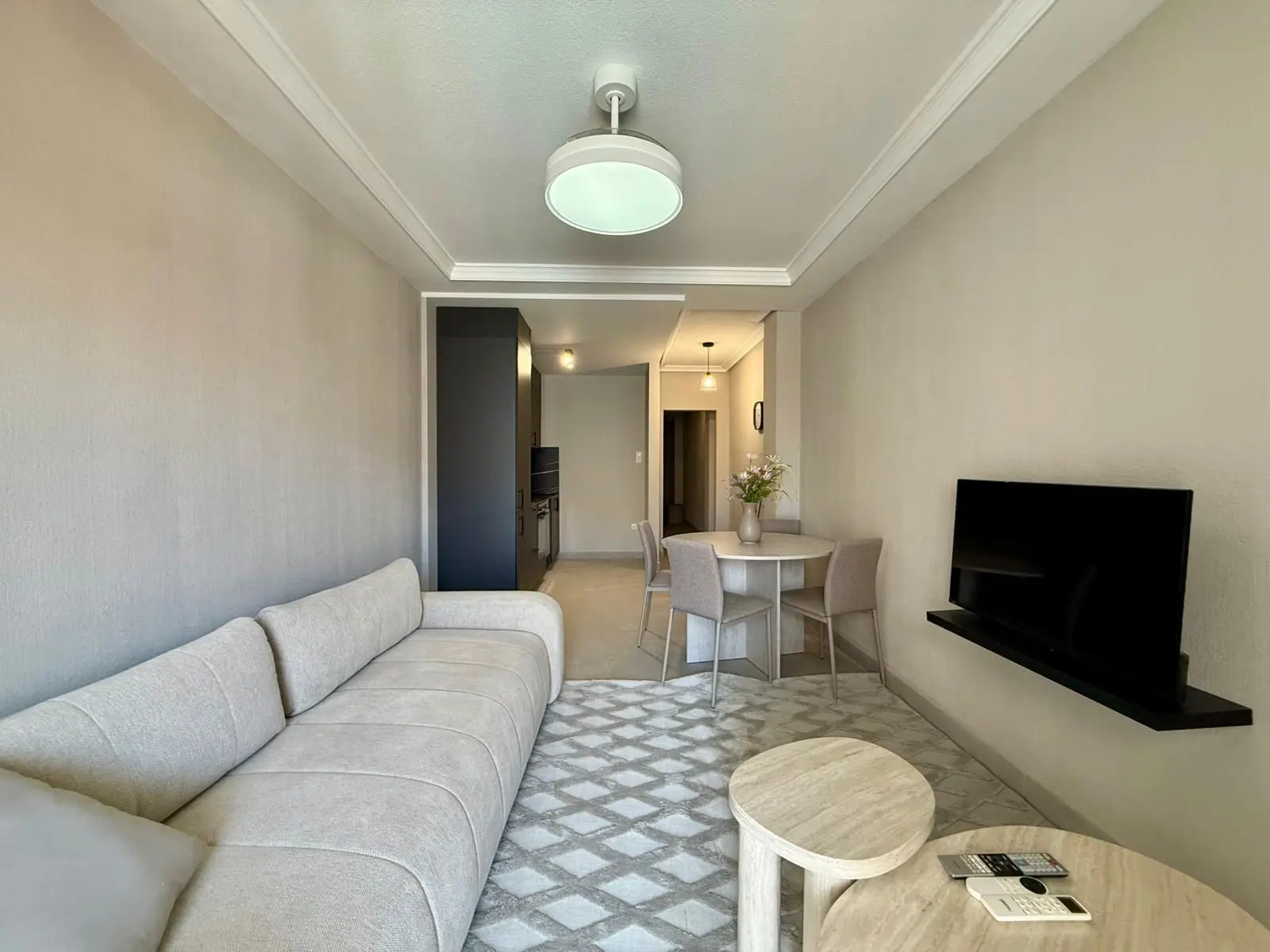 Apartment Of 80 M² With Sea View In Torrevieja, Spain
