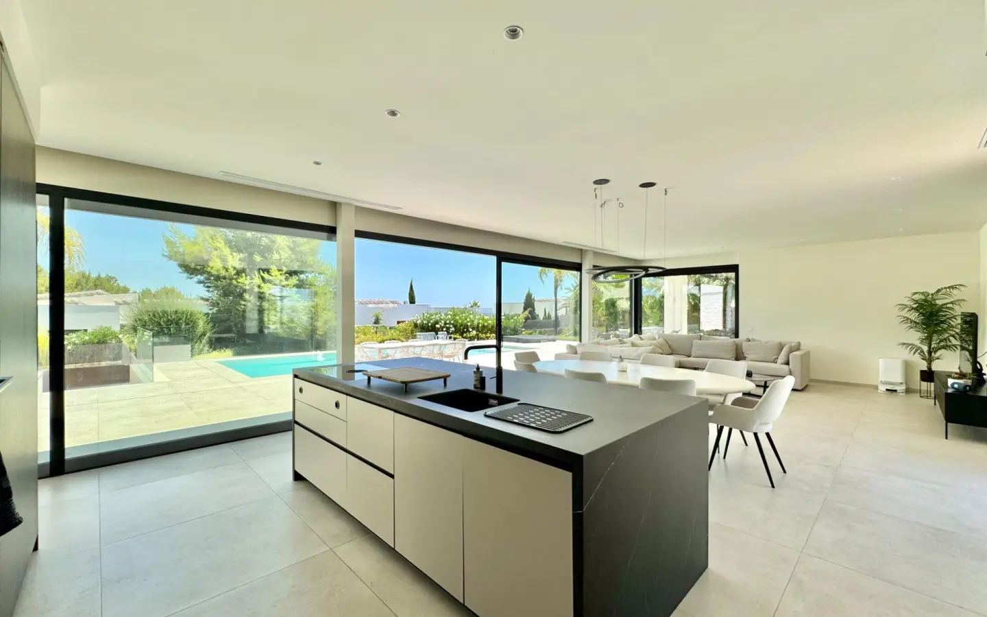 Villa Of 369 M² In Orihuela, Spain
