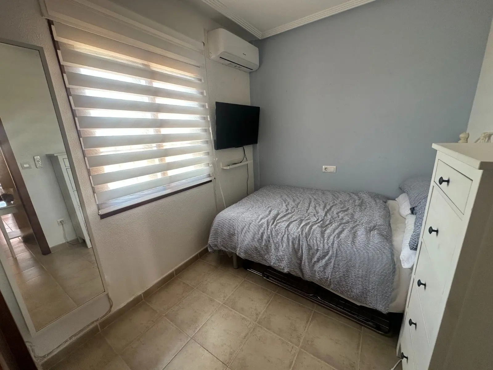Apartment Of 78 M² With Features In Torrevieja, Spain
