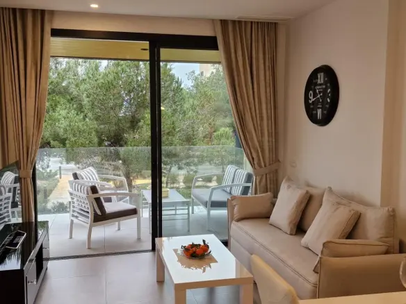 3-bedroom Apartment In Orihuela, Spain (113 M²)
