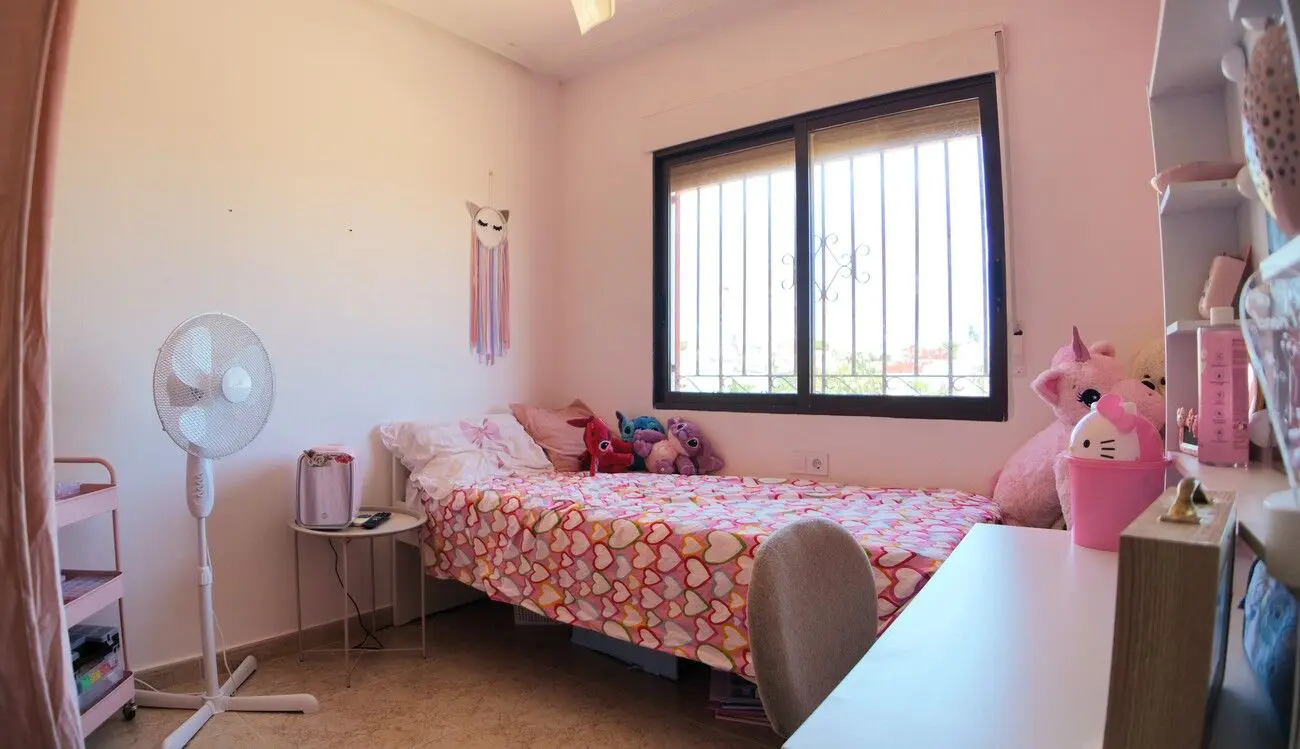 Villa Of 100 M² In San Miguel De Salinas, Spain
