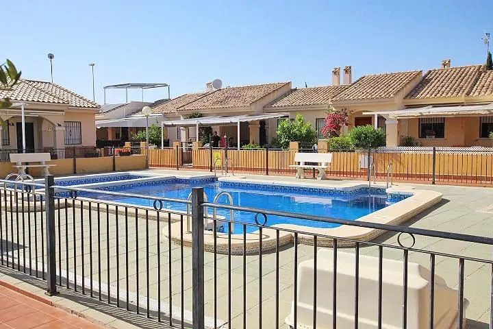 Bungalow Of 86 M² In Guardamar Del Segura