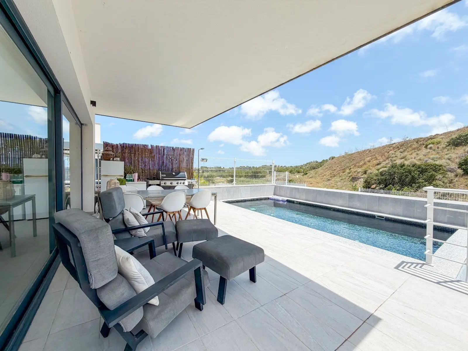 Villa Of 200 M² In San Miguel De Salinas, Spain