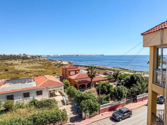 Apartment Of 45 M² In Torrevieja, Spain