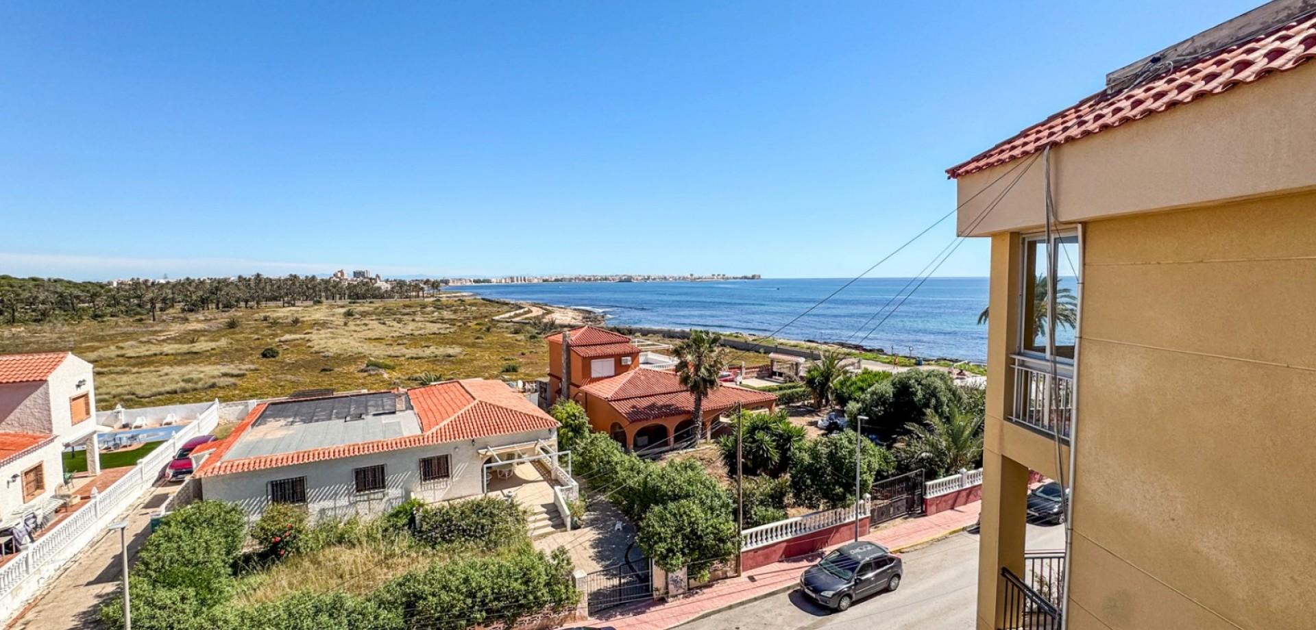 Apartment Of 45 M² In Torrevieja, Spain