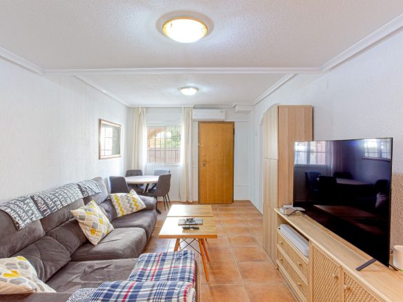 Villa Of 86 M² In Pilar De La Horadada, Spain