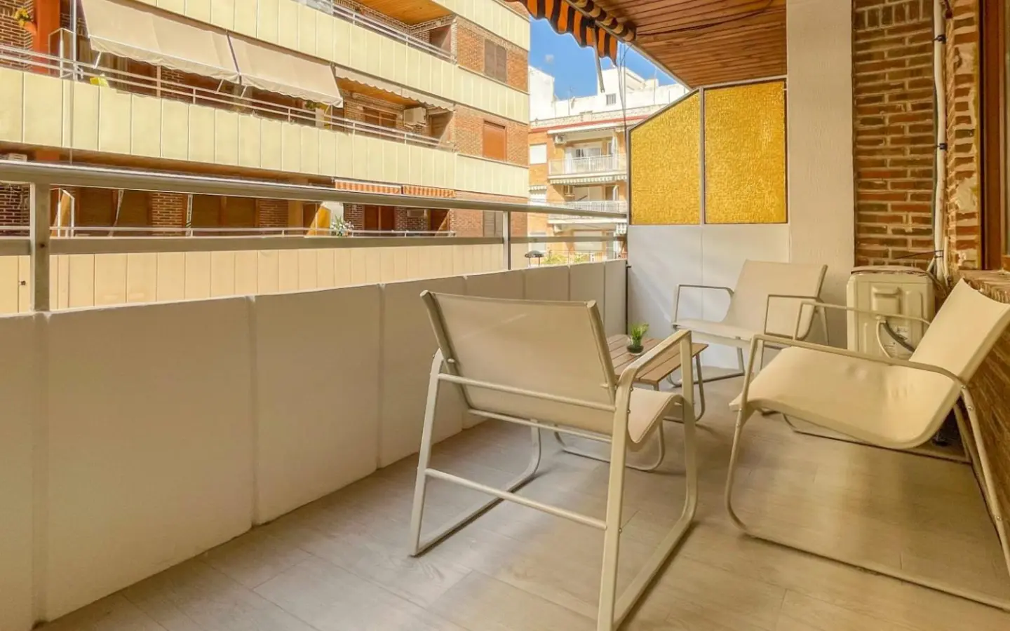 Apartment Of 91 M² In Torrevieja, Spain