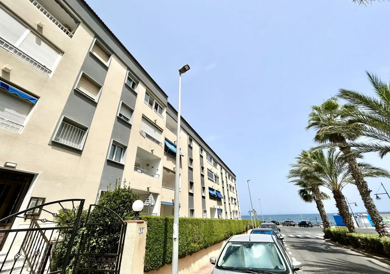 Apartment Of 87 M² In Orihuela Costa, Spain