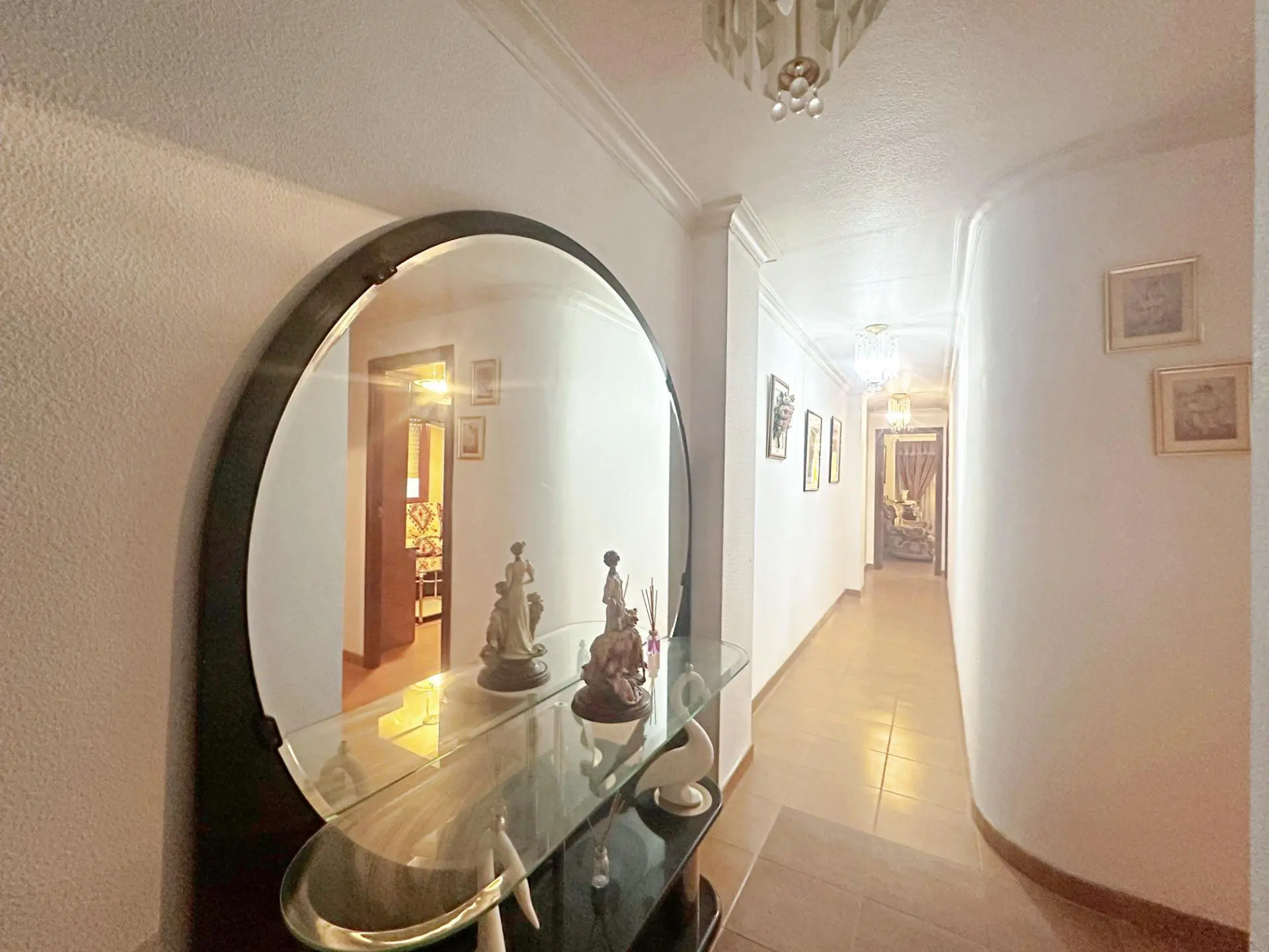 Apartment Of 130 M² In Torrevieja, Spain