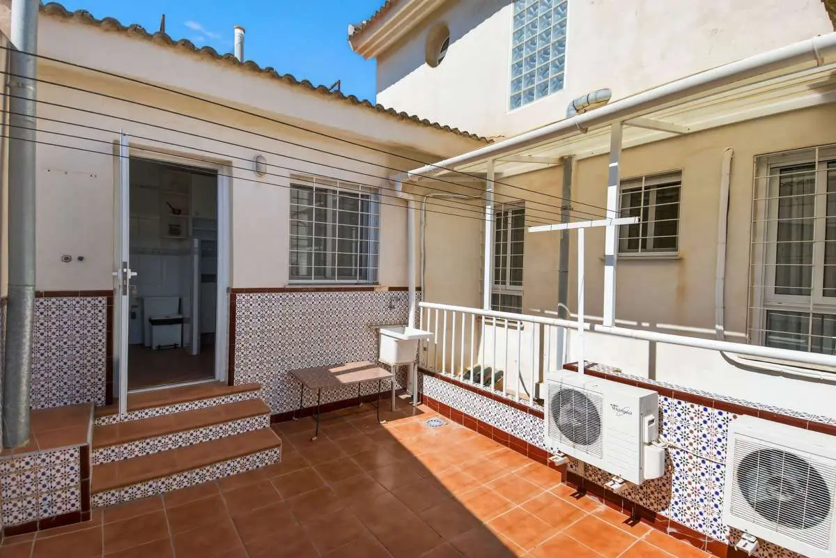 Villa Of 256 M² With A Garden In Lo Pagan