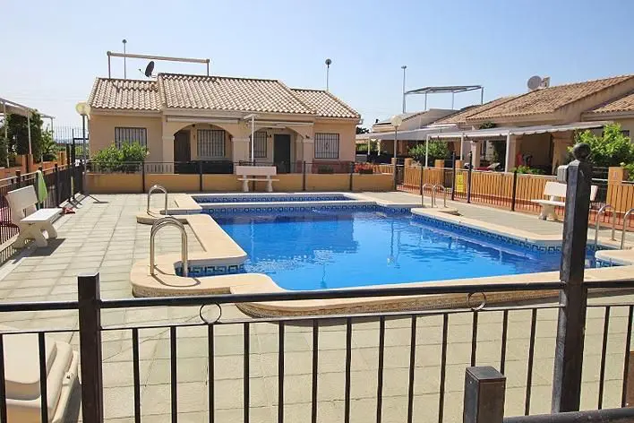 Bungalow Of 86 M² In Guardamar Del Segura