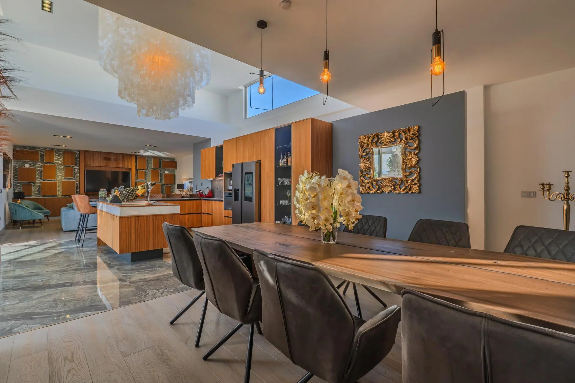 Villa Of 544 M² In Benijofar