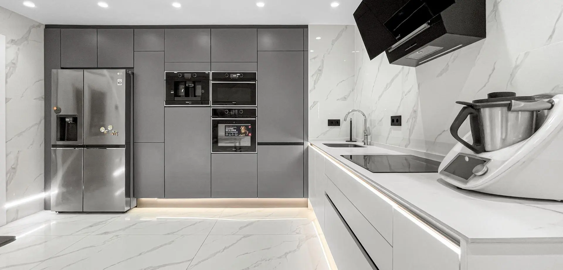 Apartment Of 108 M² In Torrevieja, Spain