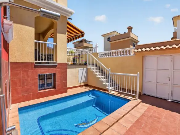 House Of 110 M² In Torrevieja, Spain