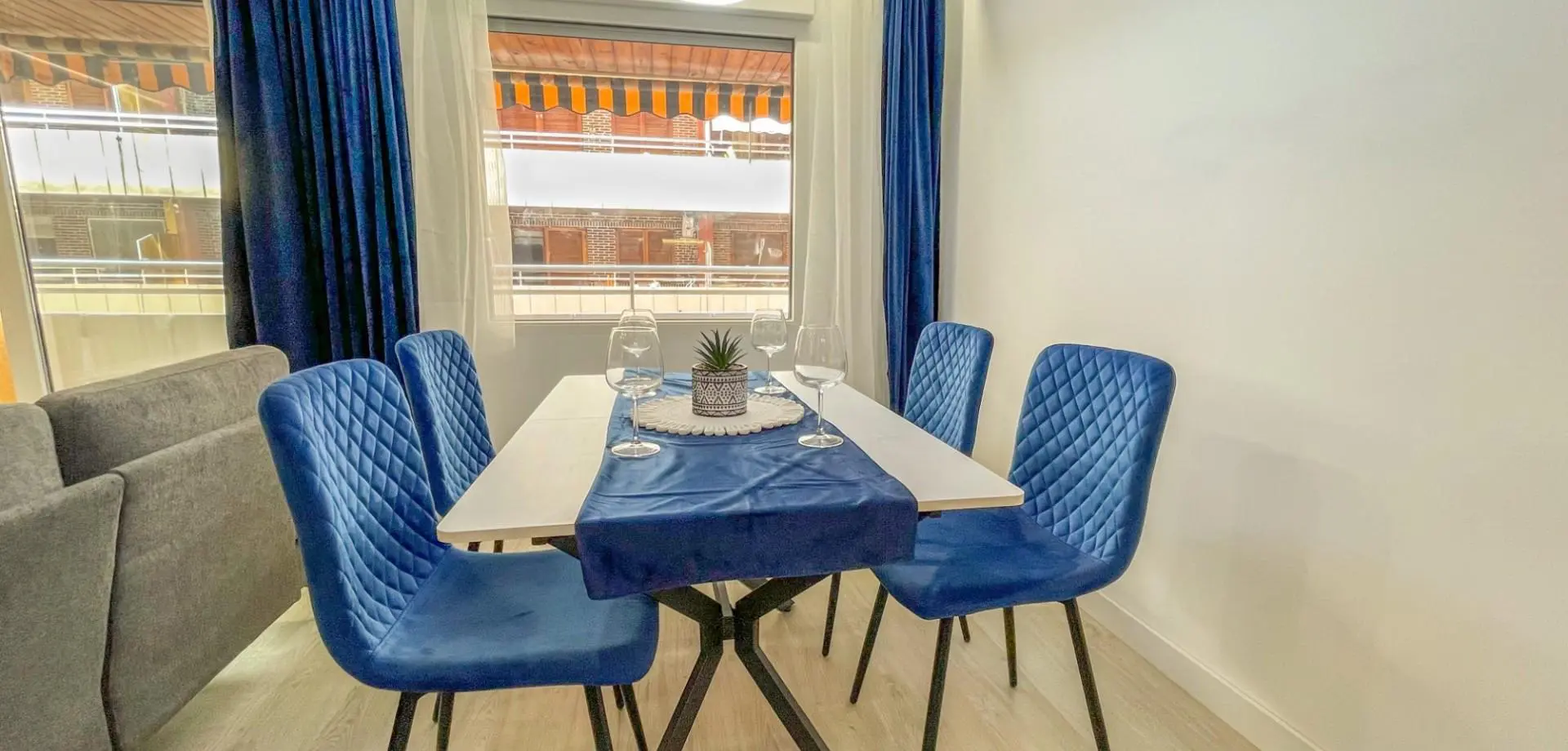 Apartment Of 91 M² In Torrevieja, Spain