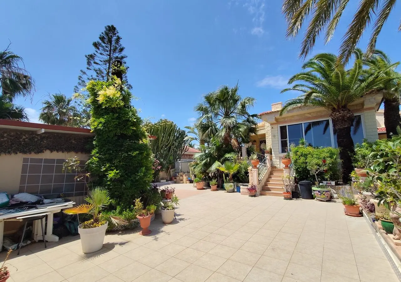 Villa Of 140 M² In Rojales, Spain