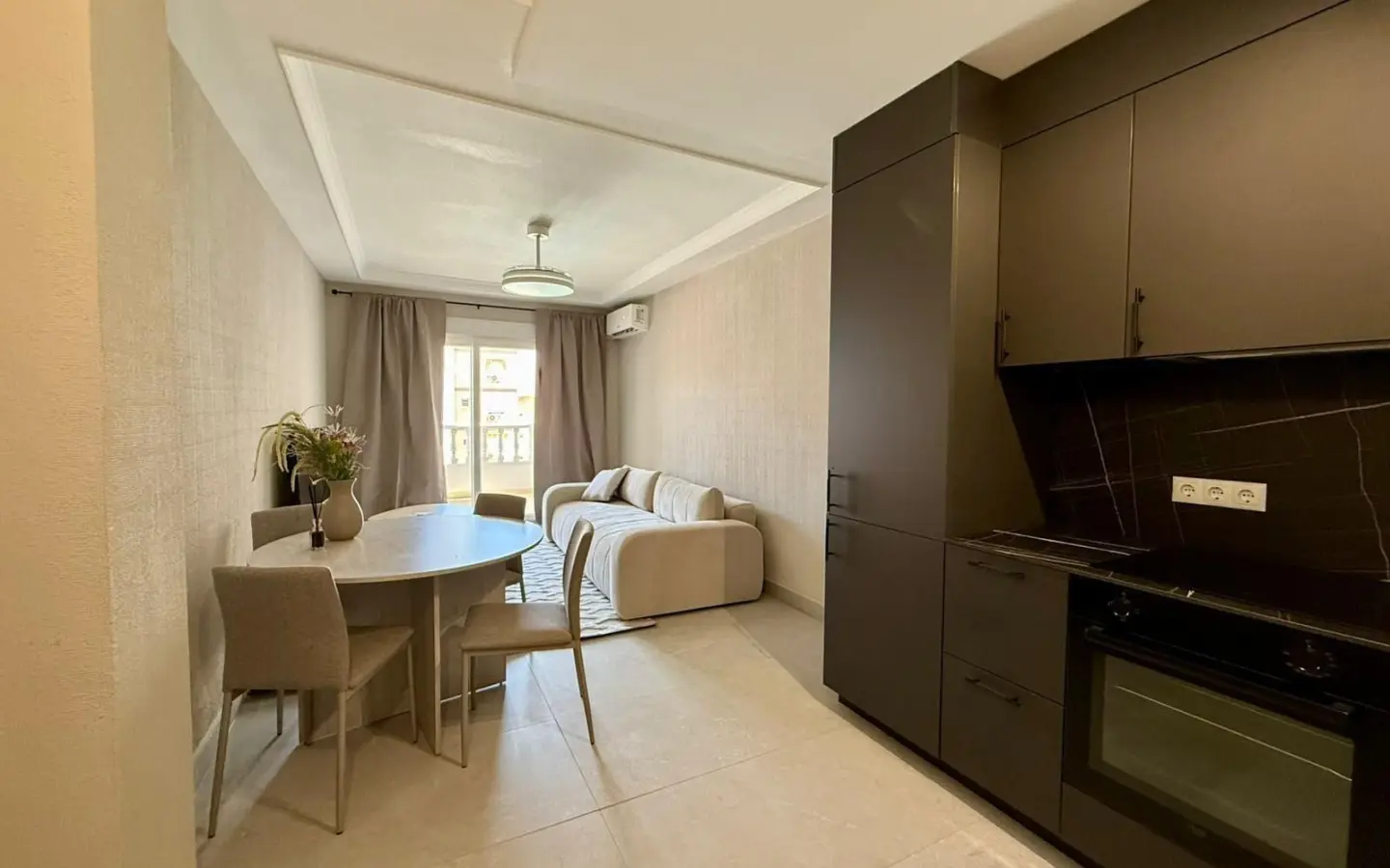 Apartment Of 80 M² With Sea View In Torrevieja, Spain