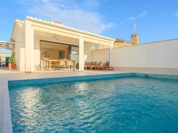 3-bedroom Semi In Torrevieja, Spain (100 M²)