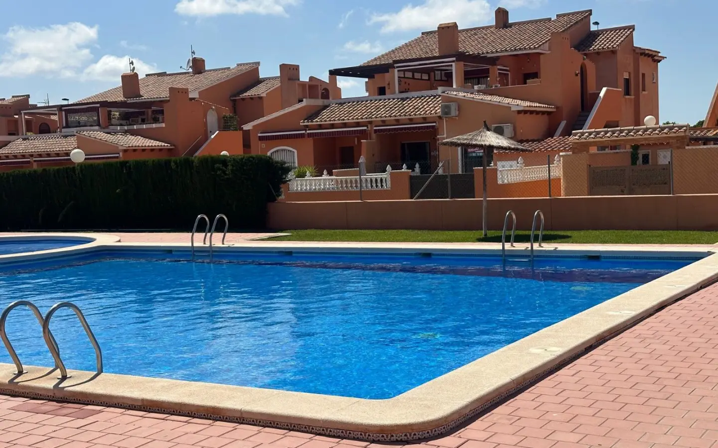 Apartment Of 78 M² With Features In Torrevieja, Spain