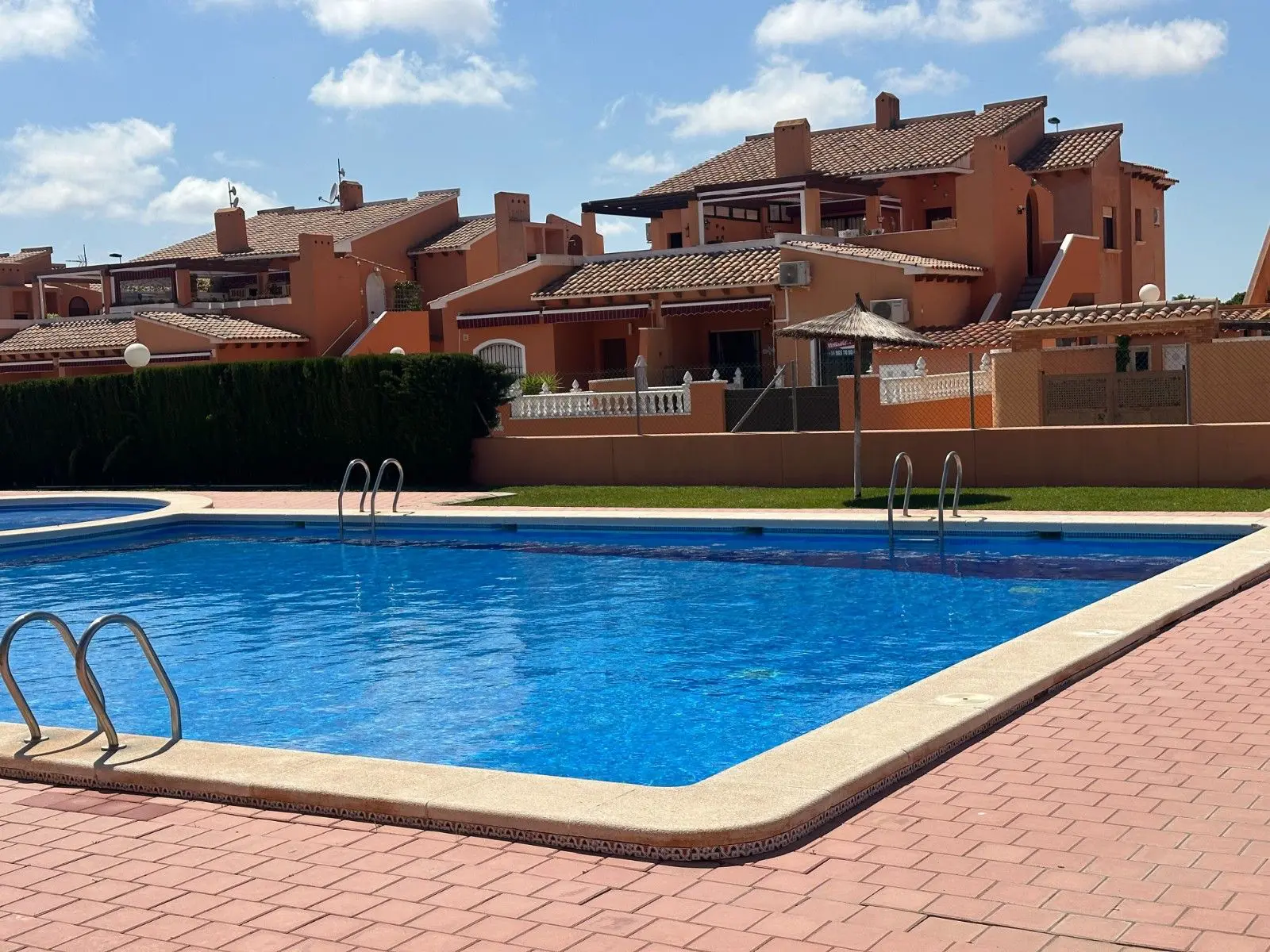 Apartment Of 78 M² With Features In Torrevieja, Spain