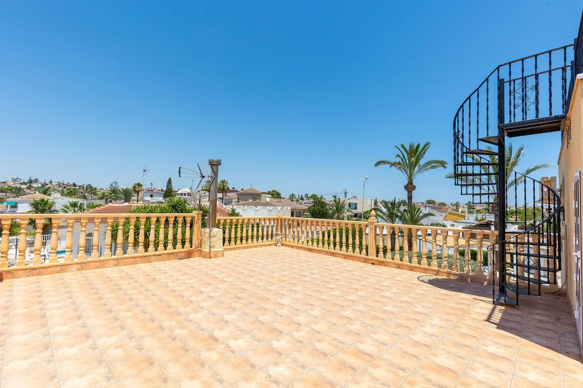Villa Of 159 M² In Rojales, Spain