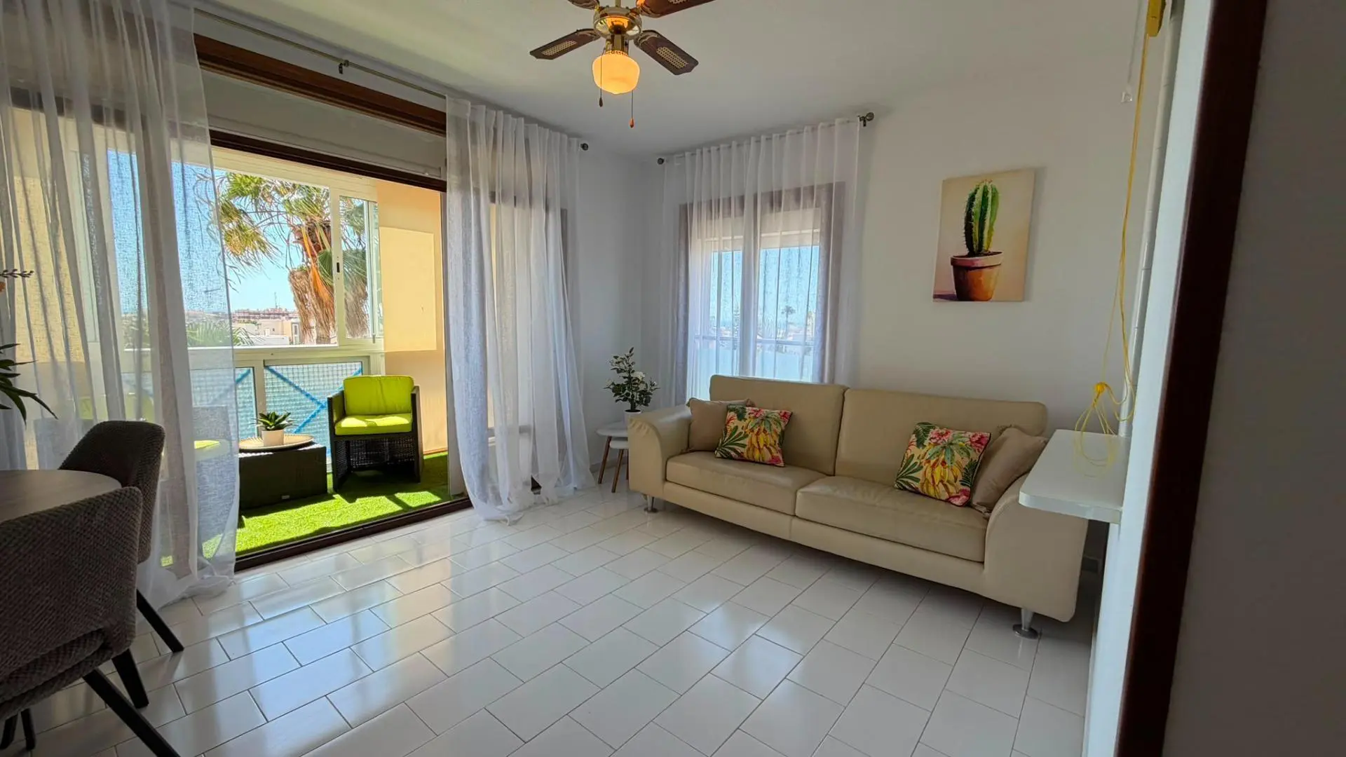 Apartment Of 63 M² In Torrevieja, Spain
