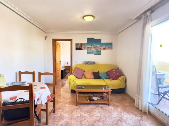 2-bedroom Penthouse In Torrevieja, Spain (73 M²)