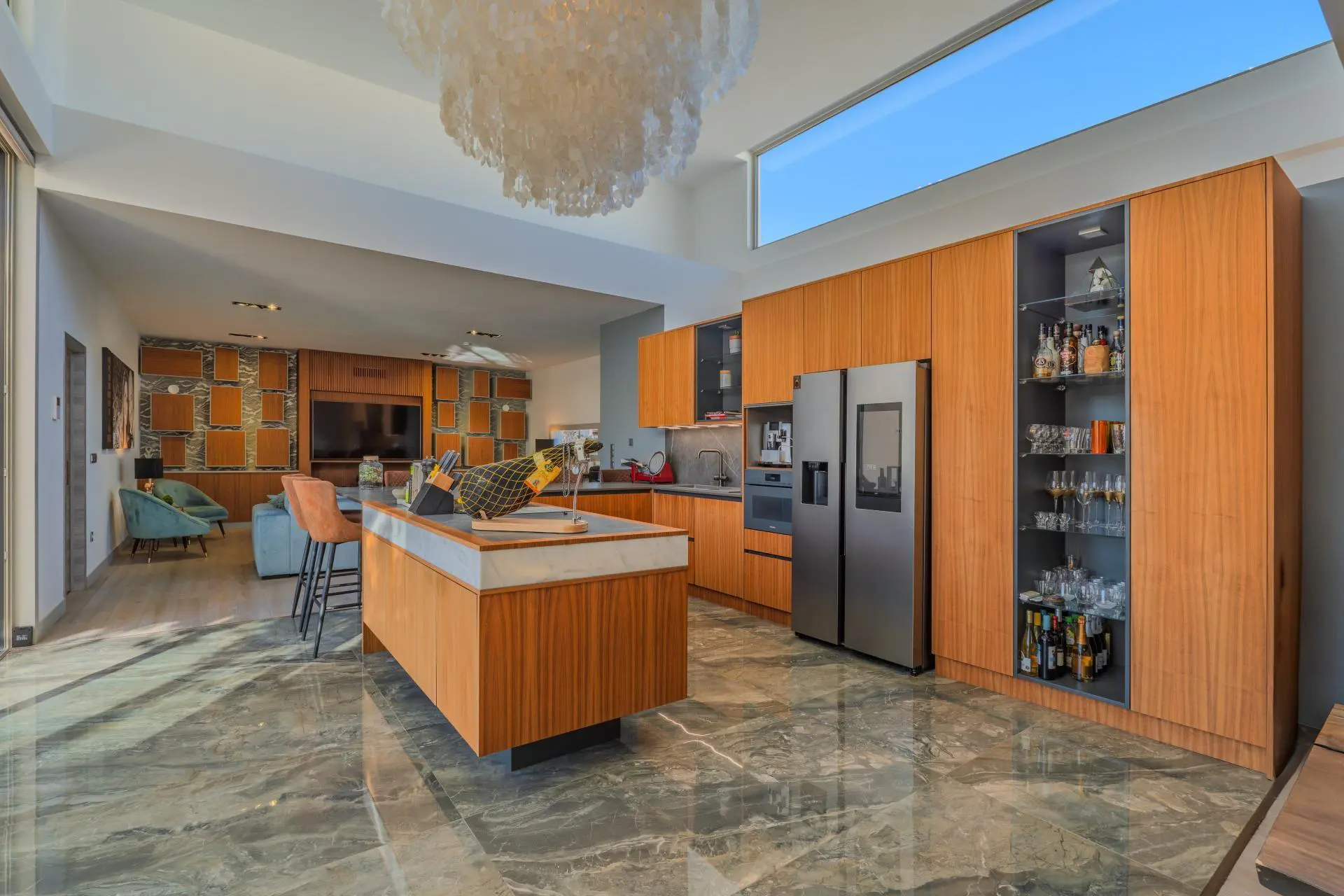 Villa Of 544 M² In Benijofar