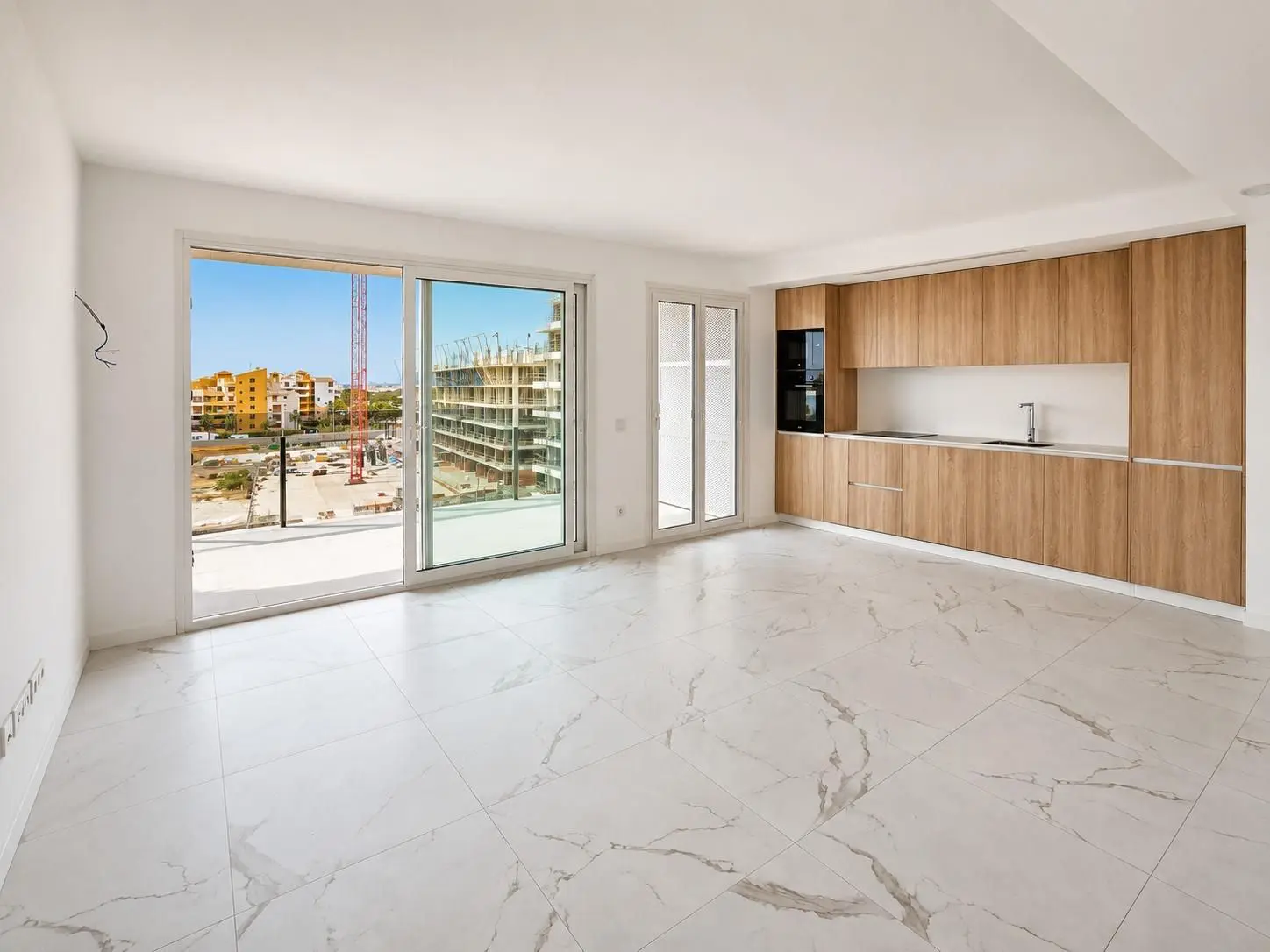 Apartment Of 76 M² In Torrevieja, Spain