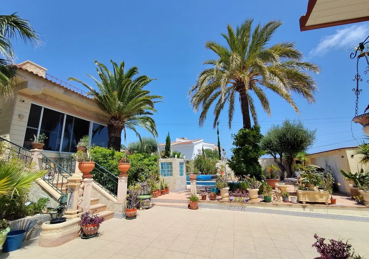Villa Of 140 M² In Rojales, Spain