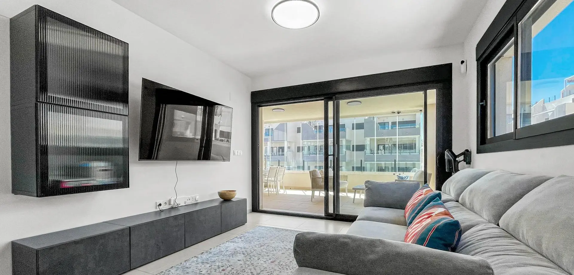 Apartment Of 107 M² In Orihuela Costa, Spain