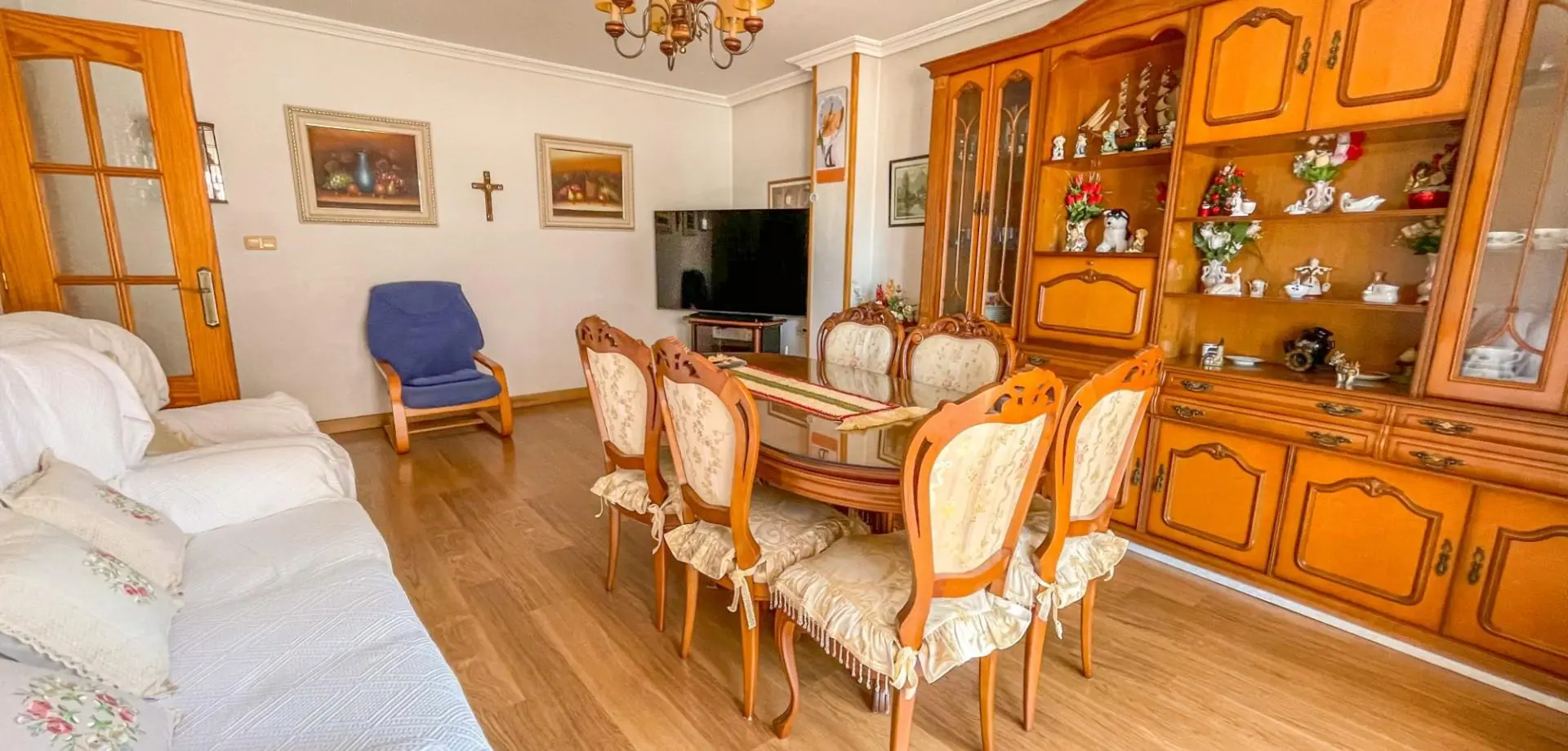 Apartment Of 129 M² In Torrevieja, Spain